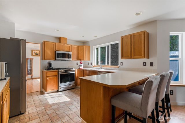 803 Collins Creek Lane E, Port Orchard, WA 98366