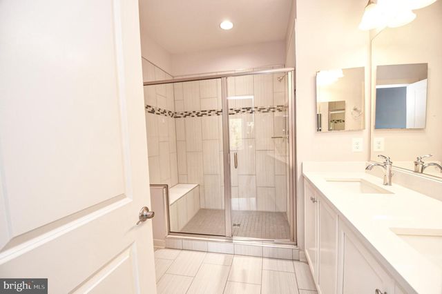1550 TRAFALGAR LN, Frederick, MD 21701