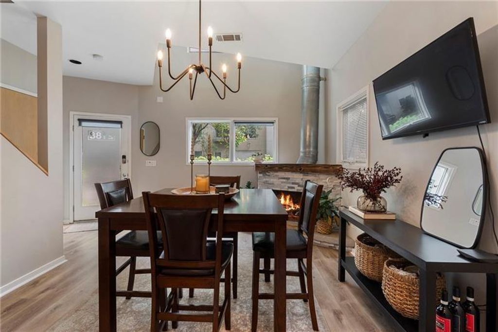Image 18 of property listing at 2188 Millennium Way NE, Brookhaven, GA 30319