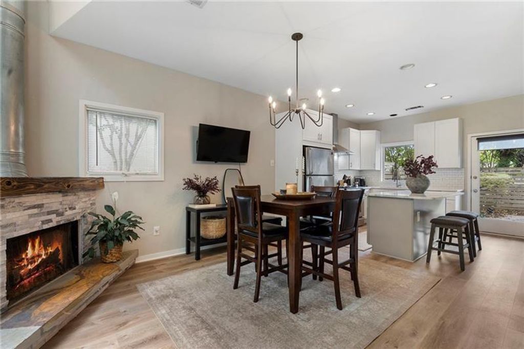 Image 2 of property listing at 2188 Millennium Way NE, Brookhaven, GA 30319