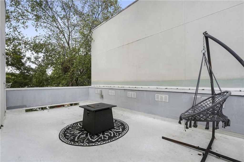 Image 47 of property listing at 2188 Millennium Way NE, Brookhaven, GA 30319