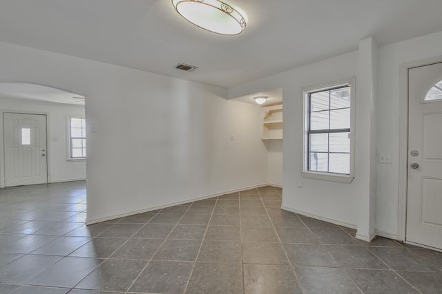 2620 42nd Street, Lubbock, TX 79413