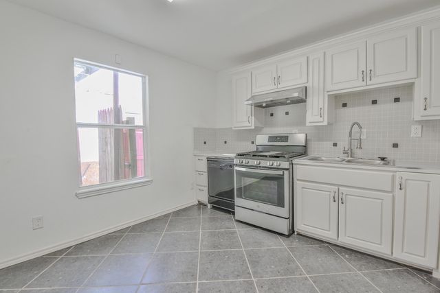 2620 42nd Street, Lubbock, TX 79413