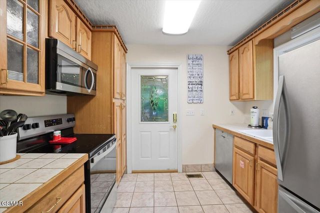 4340 Lakeshore Avenue, Sevierville, TN 37876