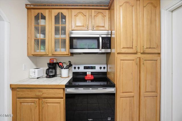 4340 Lakeshore Avenue, Sevierville, TN 37876