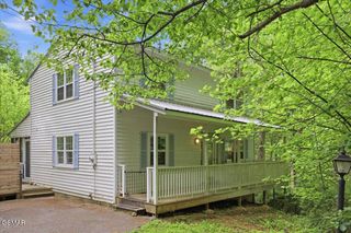 4340 Lakeshore Avenue, Sevierville, TN 37876