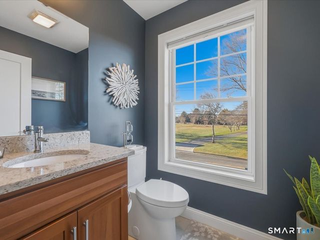 93 Shore Road, Waterford, CT 06385