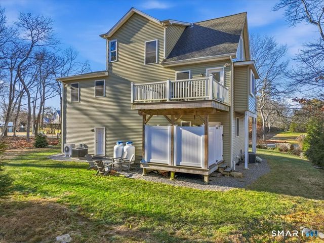 93 Shore Road, Waterford, CT 06385