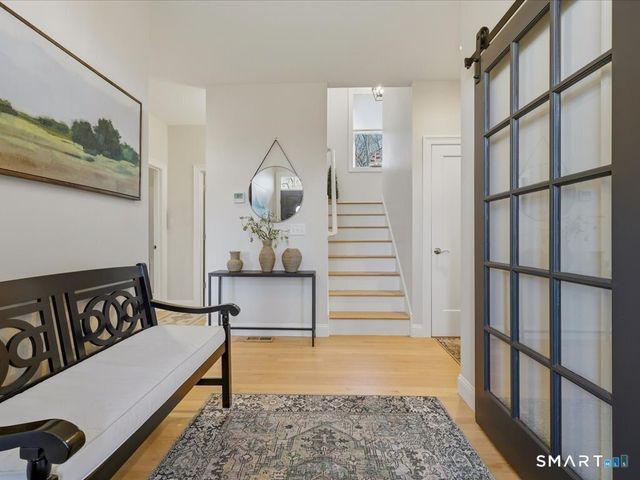 93 Shore Road, Waterford, CT 06385