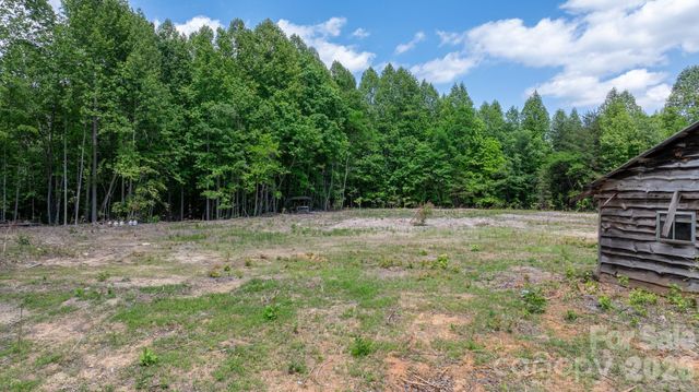 1460 Husbands Creek Road, Lenoir, NC 28645