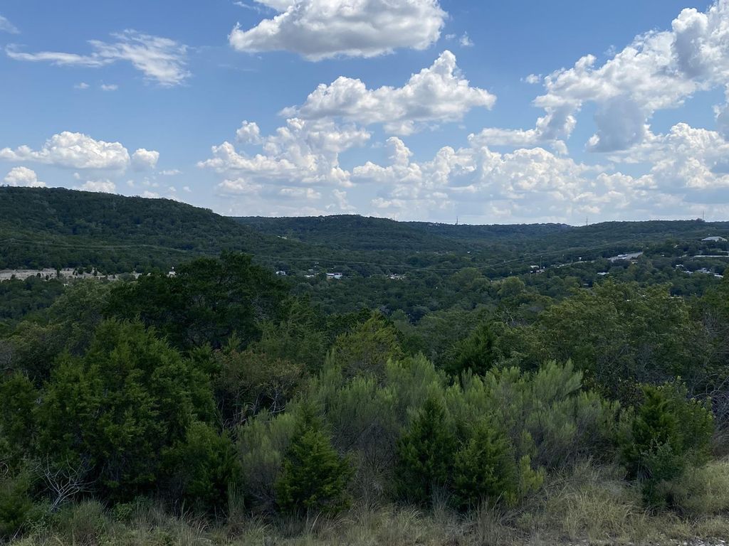 19201 W Reed Parks RD, Jonestown, TX 78645