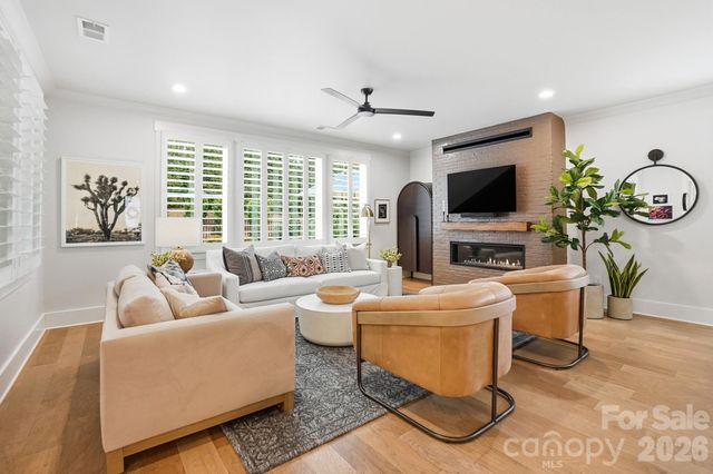 2052 Thatcher Way, Fort Mill, SC 29715