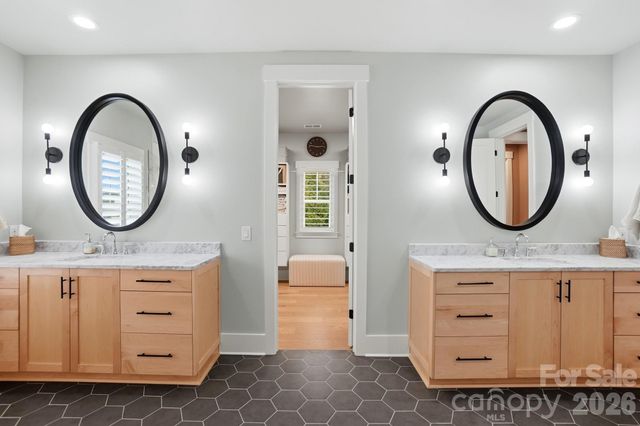 2052 Thatcher Way, Fort Mill, SC 29715