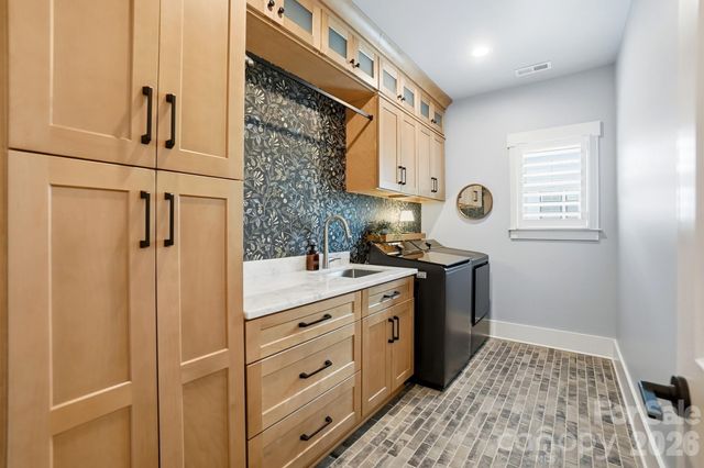 2052 Thatcher Way, Fort Mill, SC 29715