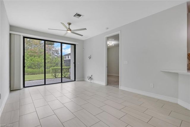 7501 Carnegie WAY, Naples, FL 34119