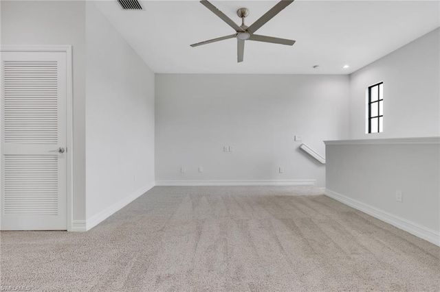 7501 Carnegie WAY, Naples, FL 34119