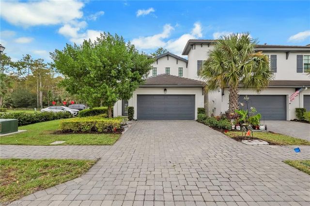 7501 Carnegie WAY, Naples, FL 34119