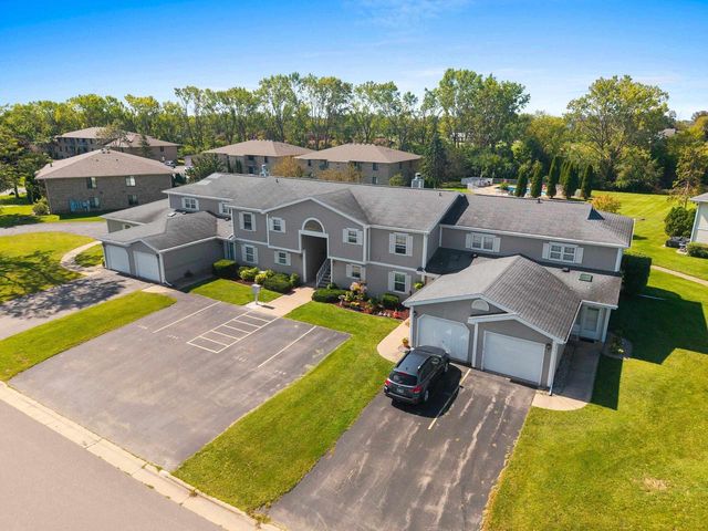 1294 WITTMANN PARK LANE, Menasha, WI 54952