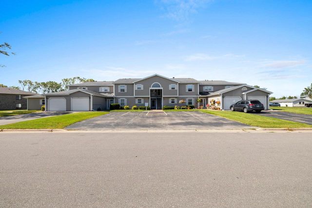 1294 WITTMANN PARK LANE, Menasha, WI 54952