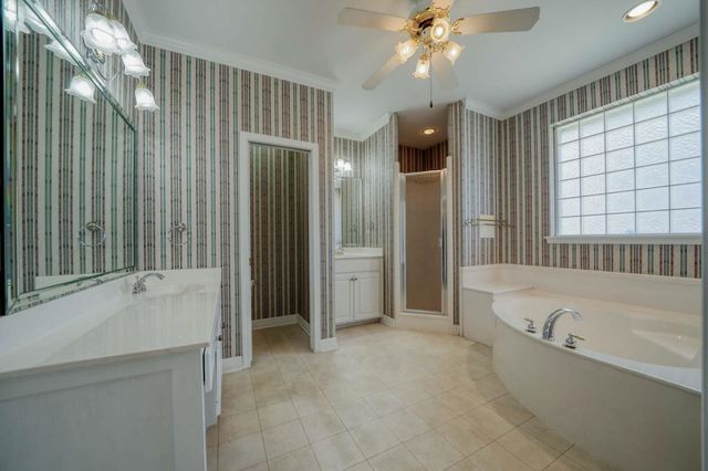 1302 Spring Tree Ln, Kilgore, TX 75662