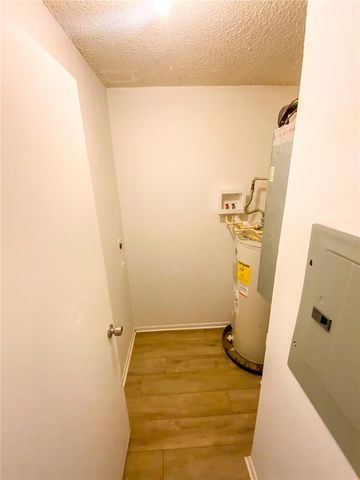 4325 AEGEAN DRIVE 128B, Tampa, FL 33611