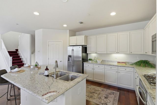 112 Meadowview Lane, Santa Cruz, CA 95060