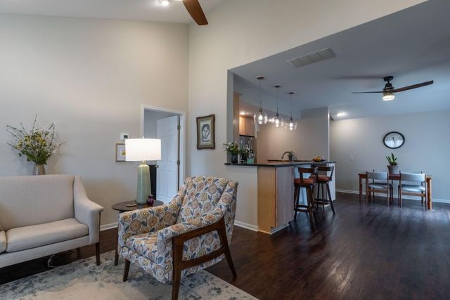 2849 Pleasantdale Drive, Lewis Center, OH 43035