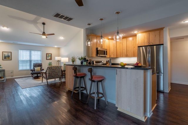 2849 Pleasantdale Drive, Lewis Center, OH 43035