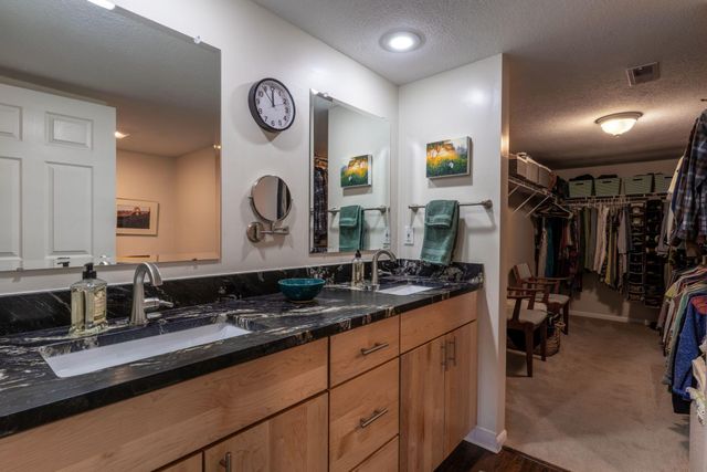 2849 Pleasantdale Drive, Lewis Center, OH 43035