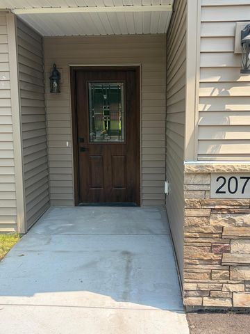 2075 Langston Lane NE, Saint Michael, MN 55376