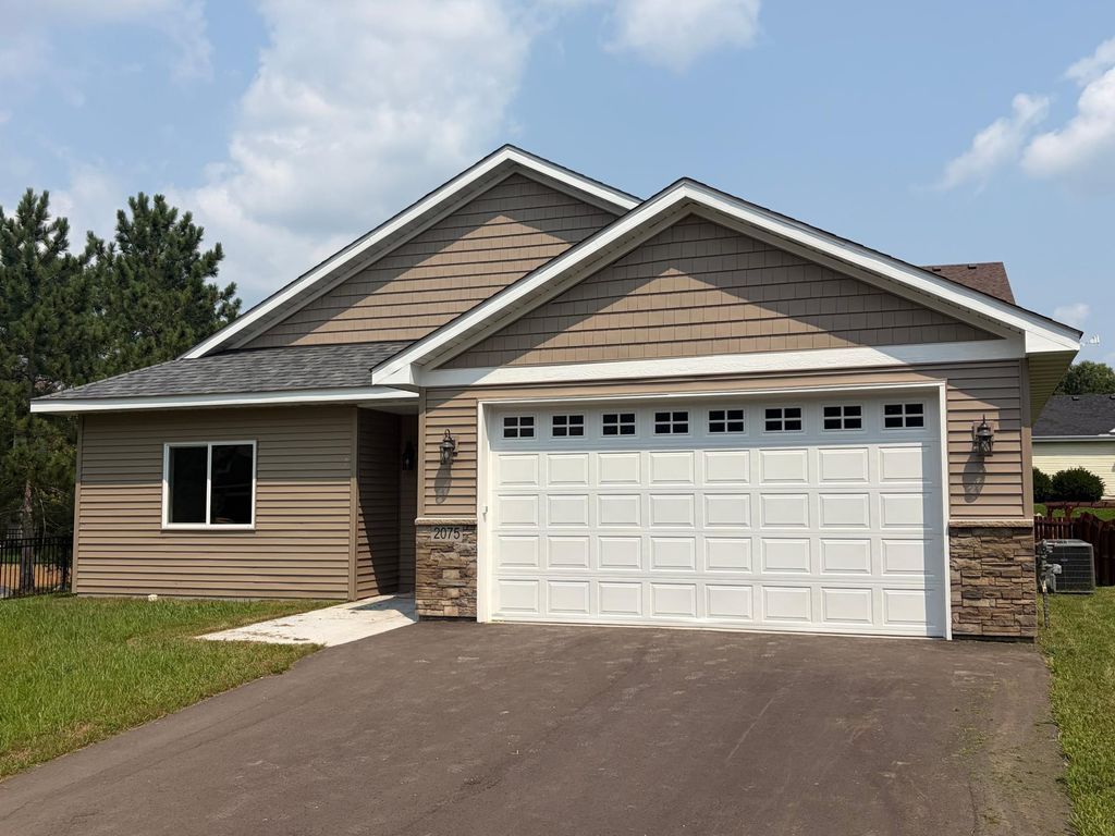 2075 Langston Lane NE, Saint Michael, MN 55376