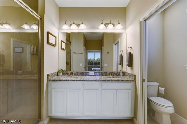 9433 Benvenuto CT 201, Naples, FL 34119