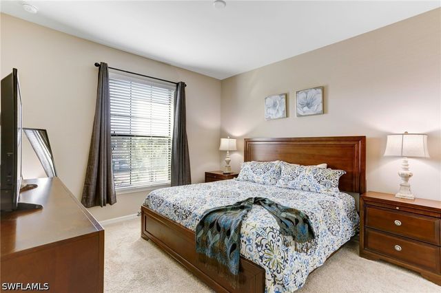 9433 Benvenuto CT 201, Naples, FL 34119