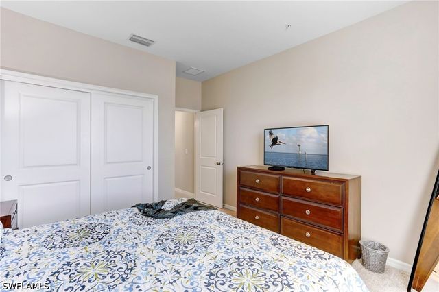 9433 Benvenuto CT 201, Naples, FL 34119