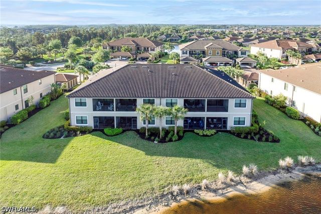 9433 Benvenuto CT 201, Naples, FL 34119