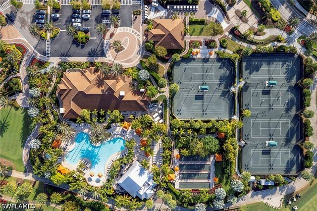 9433 Benvenuto CT 201, Naples, FL 34119