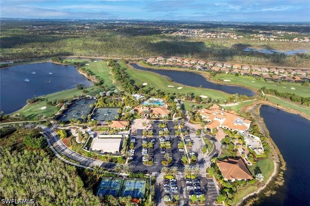 9433 Benvenuto CT 201, Naples, FL 34119