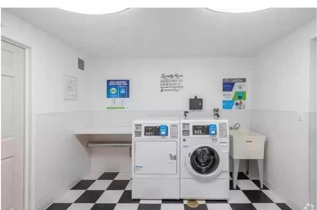 2 Ocean 600, Revere, MA 02151