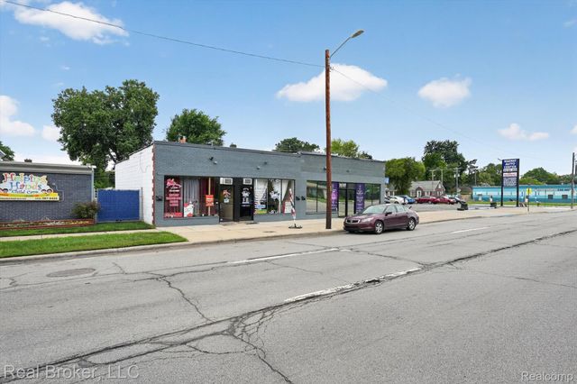 22721 Plymouth Road, Detroit, MI 48239