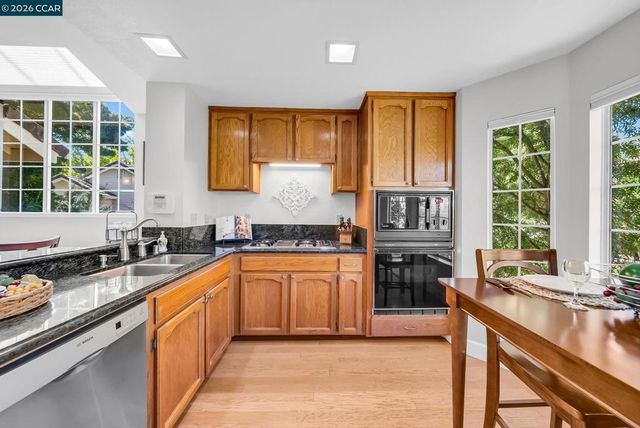 1618 Brush Creek Place, Danville, CA 94526