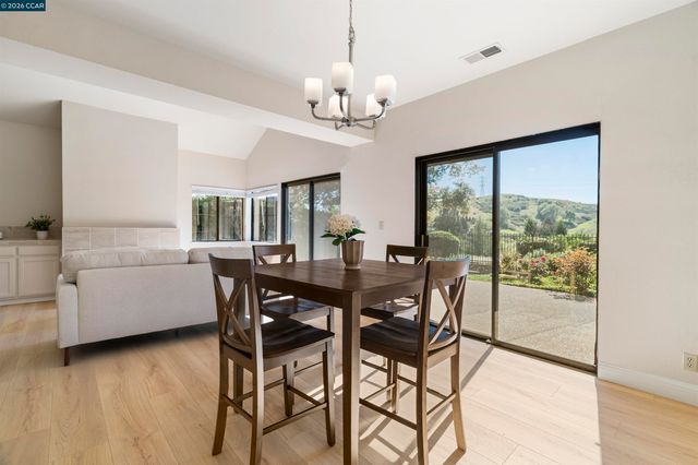 360 S Eagle Nest Lane, Danville, CA 94506