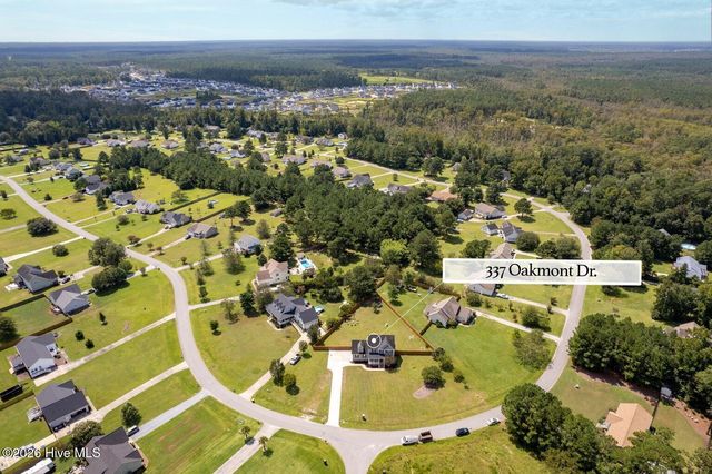 337 Oakmont Drive, Hampstead, NC 28443