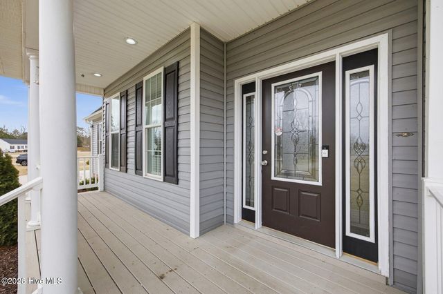 337 Oakmont Drive, Hampstead, NC 28443