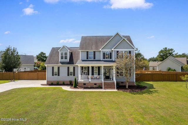 337 Oakmont Drive, Hampstead, NC 28443