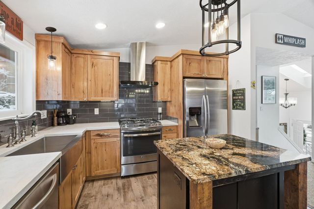 4510 W Alpine Dr, Spokane, WA 99208