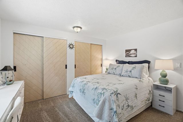 4510 W Alpine Dr, Spokane, WA 99208