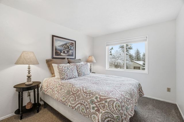 4510 W Alpine Dr, Spokane, WA 99208