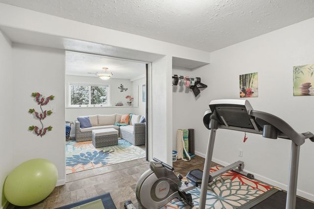 4510 W Alpine Dr, Spokane, WA 99208