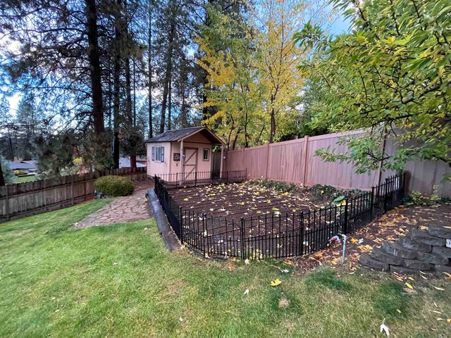 4510 W Alpine Dr, Spokane, WA 99208