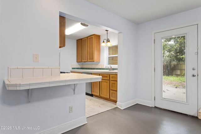 264 Washington Street, Bay Saint Louis, MS 39520